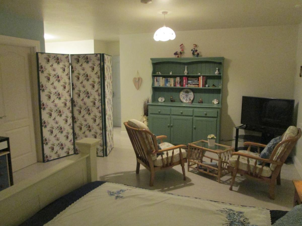 The Willow Room Ashford Eksteriør billede